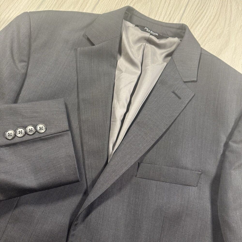 Jos A Bank Traveler Blazer Jacket Men’s 42R Charcoal Gray 100% Wool 2 Button